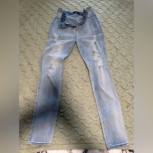 Akira Jeans